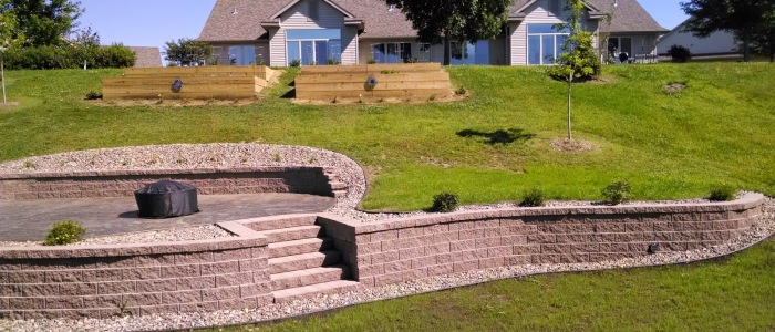 Retaining Wall Design and Installation Services in Rochester Mn