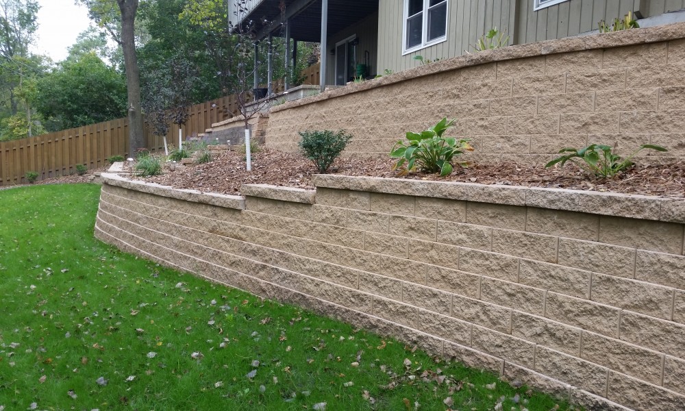 Retaining Wall Design and Installation Services in Rochester Mn