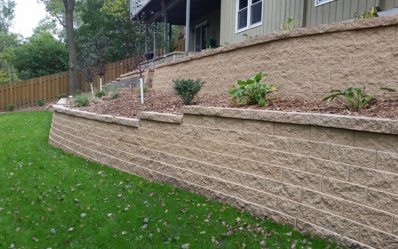 Retaining Wall Design and Installation Services in Rochester Mn